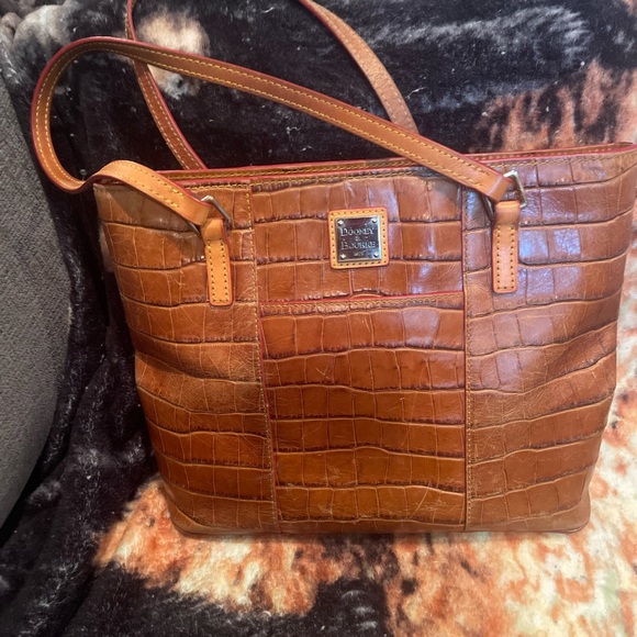 Dooney & Bourke Handbags - Dooney & bourke Brown Crocodile Embossed Leather Tote Bag Euc